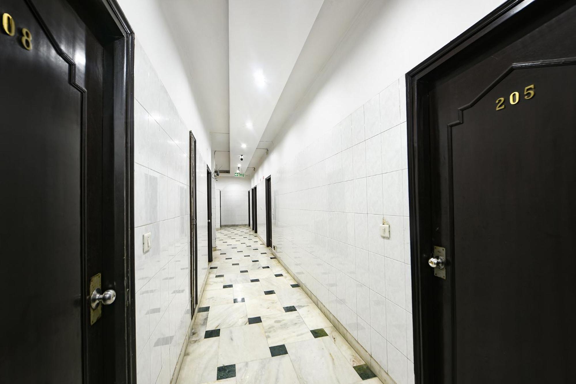 Fabhotel Delhi Darbar Near Karol Bagh Market Exterior photo
